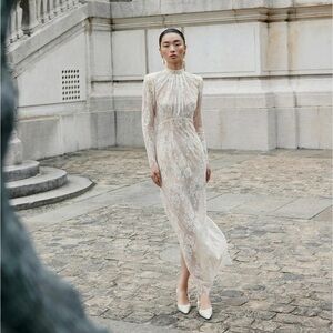 Elegant Lace Long Sleeve Dress